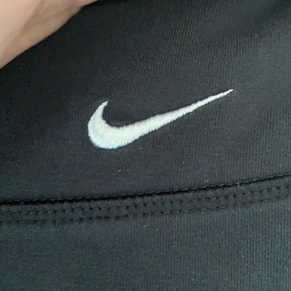 ⚫️ Nike Women’s Legend 2.0 Capri Leggings ⚫️ - Picture 7 of 11